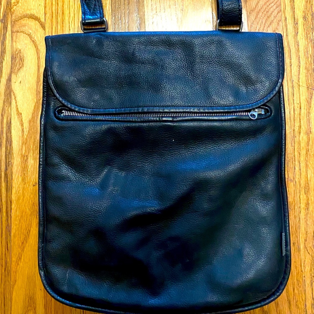 Rugby North America Black Messenger Bag